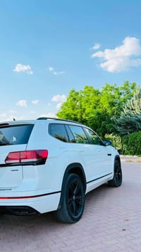 أطلس V6 SEL • 2022 • 63 ألف ميل