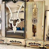 غرفه تركيه نظيفه مثل ما وضح بصوره سعرها 750 الف يردها يتصل 07711695598