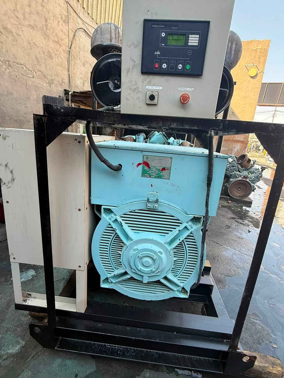 السلام عليكم
دوسان 12 سلندر 
وارد السعوديه 
750kva 
ساعات العمل اقل 1000 ساعه 
نظام اوتو حمايه فول اوتماتيك
وضع بلاد شركة  
أربيل صناعه جنوبيه 
نظام اوتو حمايه فول اوتماتيك
وضع بلاد شركة  
🚚يوجد توصيل الى جميع المحافظات وبضمان🚚
🚚كياندن هةية بو هةموو شاركان بةكرينتى🚚
 للاستفسار:
 ابو علي 
***********
***********
***********

