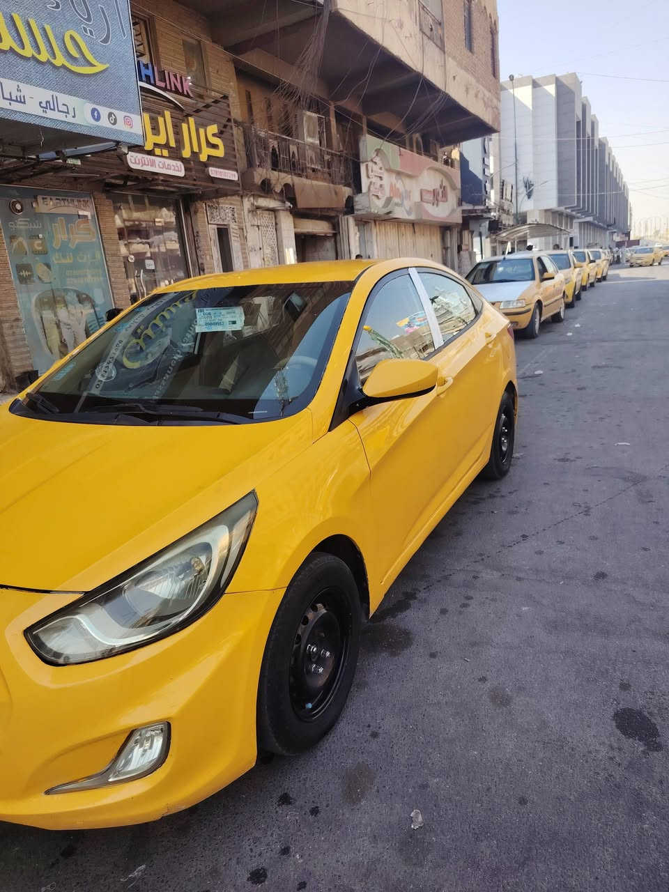 اكسنت موديل 2012بأسمي مصفره هيئه وغرامات مكفوله من تبديل وضربه مكينه 1600وكير شرط تبريد شغال 
سعر 75
***********
