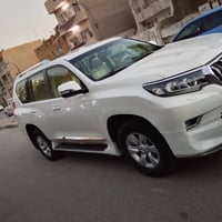 برادو 2018 مكفوله من الصبغ بيها رصعتين ومسويها بارد متبين سياره جديده ...