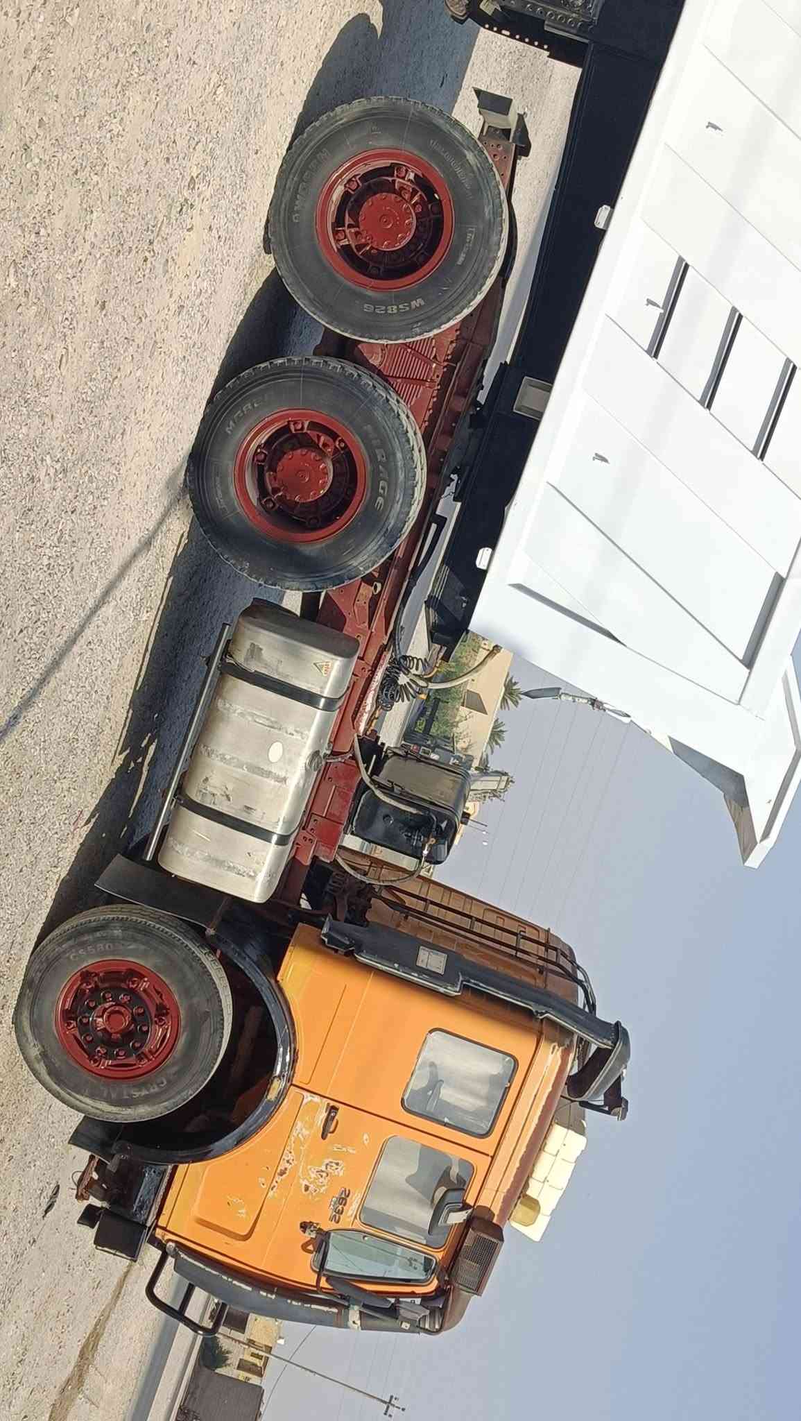 البي  موديل.82
بلاديه مجموعه جيف مكينه 👈10 كير👈160 كفاله عامه  شاصي+مكينه  رقمه بغداد انكليزي تحويل ثاني يوم لاستفسار 👈***********

