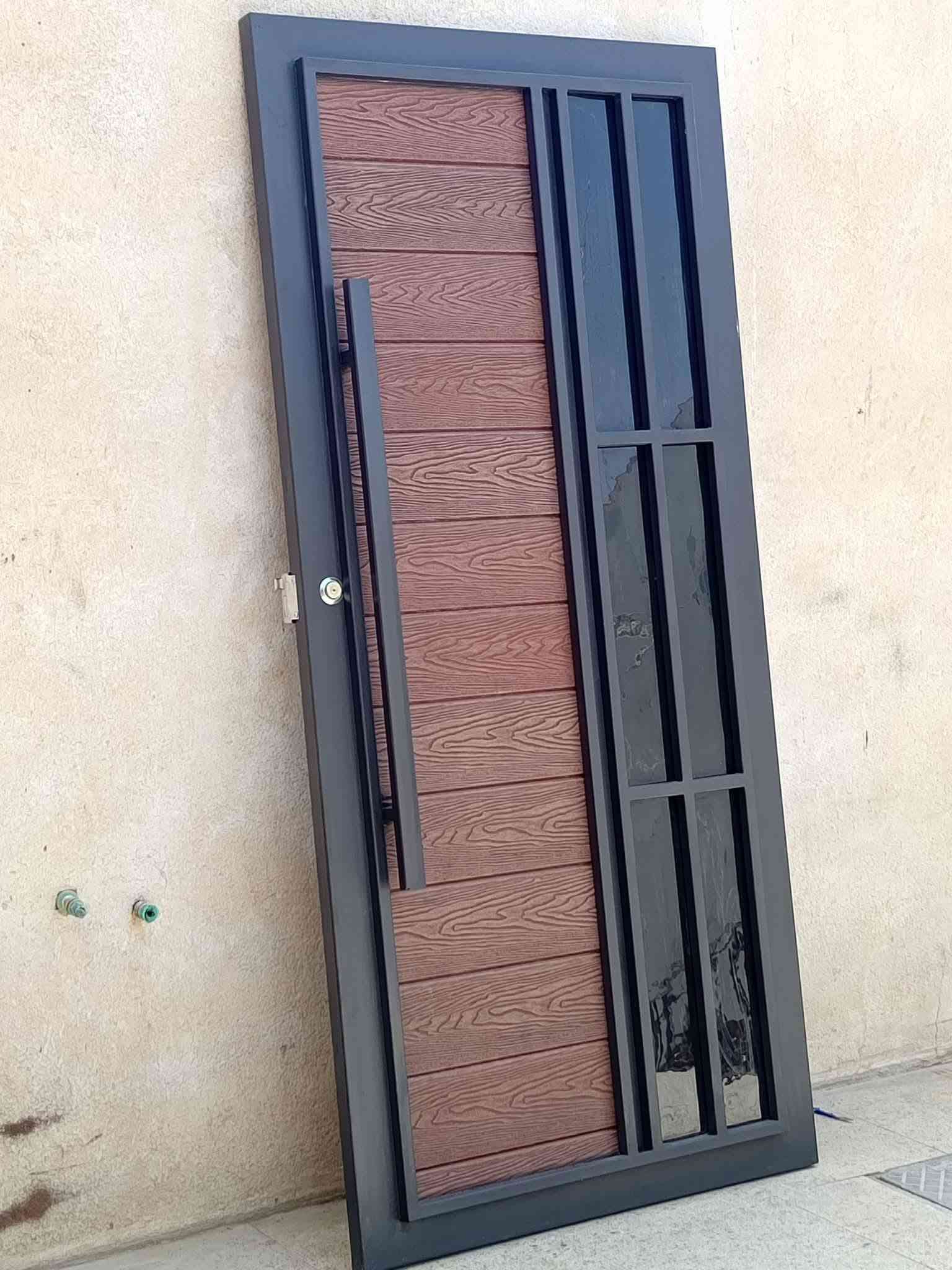 معمل حدادة • أبواب شبابيك • نقش CNC