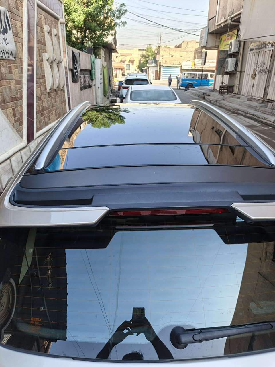 بيع أو مراوس حسب الرغبة
***********
جيلي امجراند GS بانوراما موديل 2021

مواصفات سبورت فول بصمة تشغيل .. اللون ذهبي ماشية 28 الف

🟩 السعر _ 115 

شاشة /كرسي كهربائي /مري شفط /سايد بريك بصمة / كراسي جلد /اوتو هولد 

محرك  1800

محرك كير  بشرط مامفتوح 

سيارة حيل نظيفة كلشي على الابلاد جديدة 

السيارة مكفولة من الصبغ والبارد .. تبريد ثلج ❄
