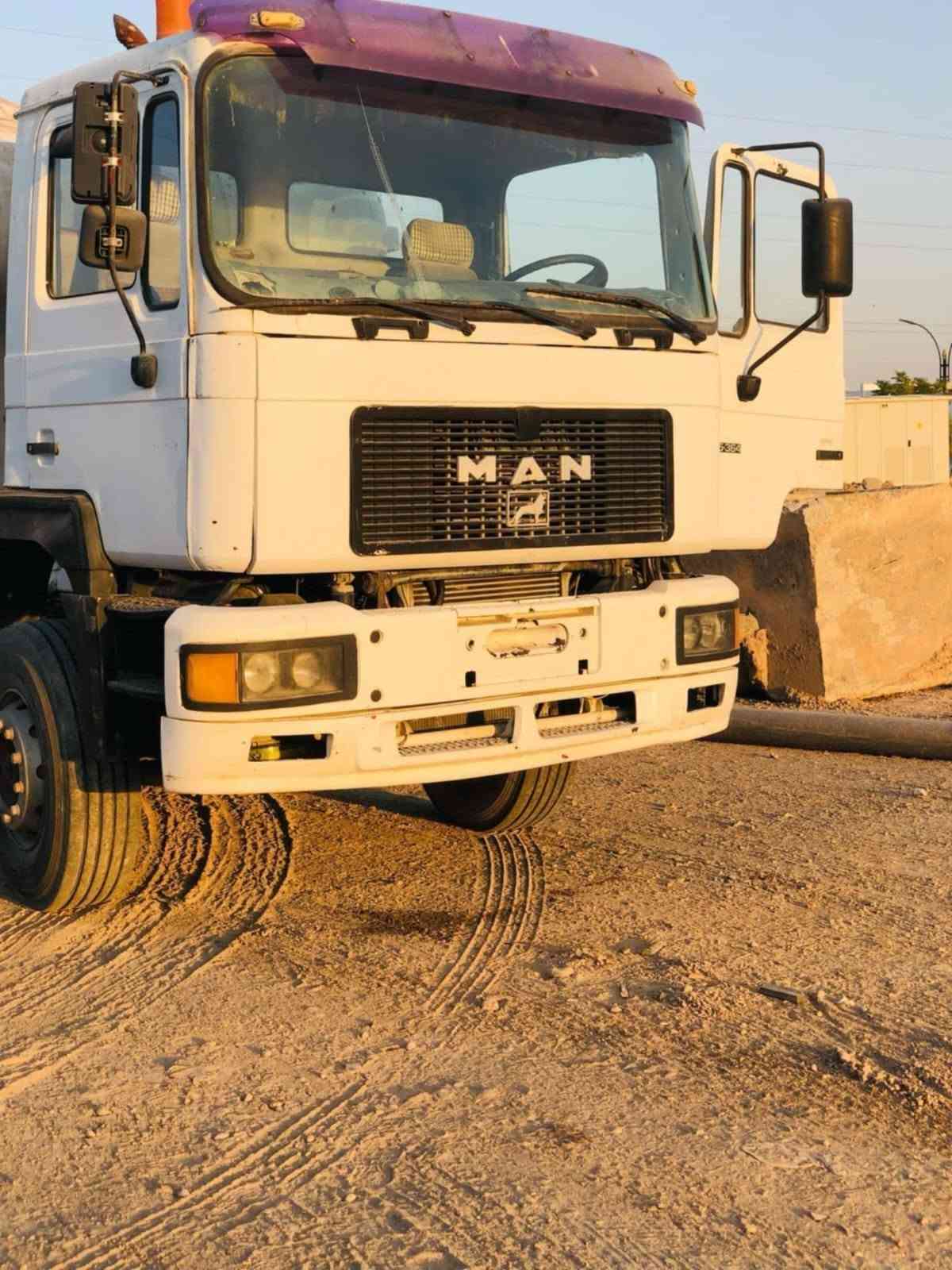 سلام عليكم مان صقر موديل 98 مجموعه سكانيه سياره نضيفه كير محرك خير من الله مكاني ديالى رقم ***********
