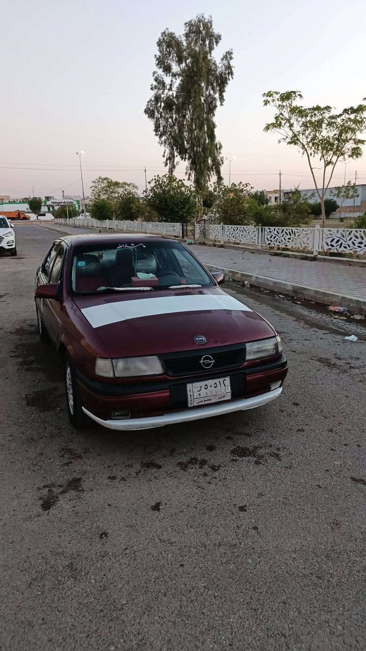 السلام عليكم.. فكتره للبيع موديل 92 محرك 1800دوش كير عادي تبريد مصبوغه عام سنويه بسمي تحويل ثاني يوم شرط التحويل السعر 42 مكانهه رمادي شارع 60 الاتصال ***********
