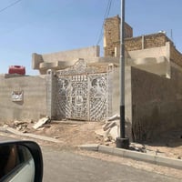 الحي الجامعي • ٢٠٠م • كراج خارجي