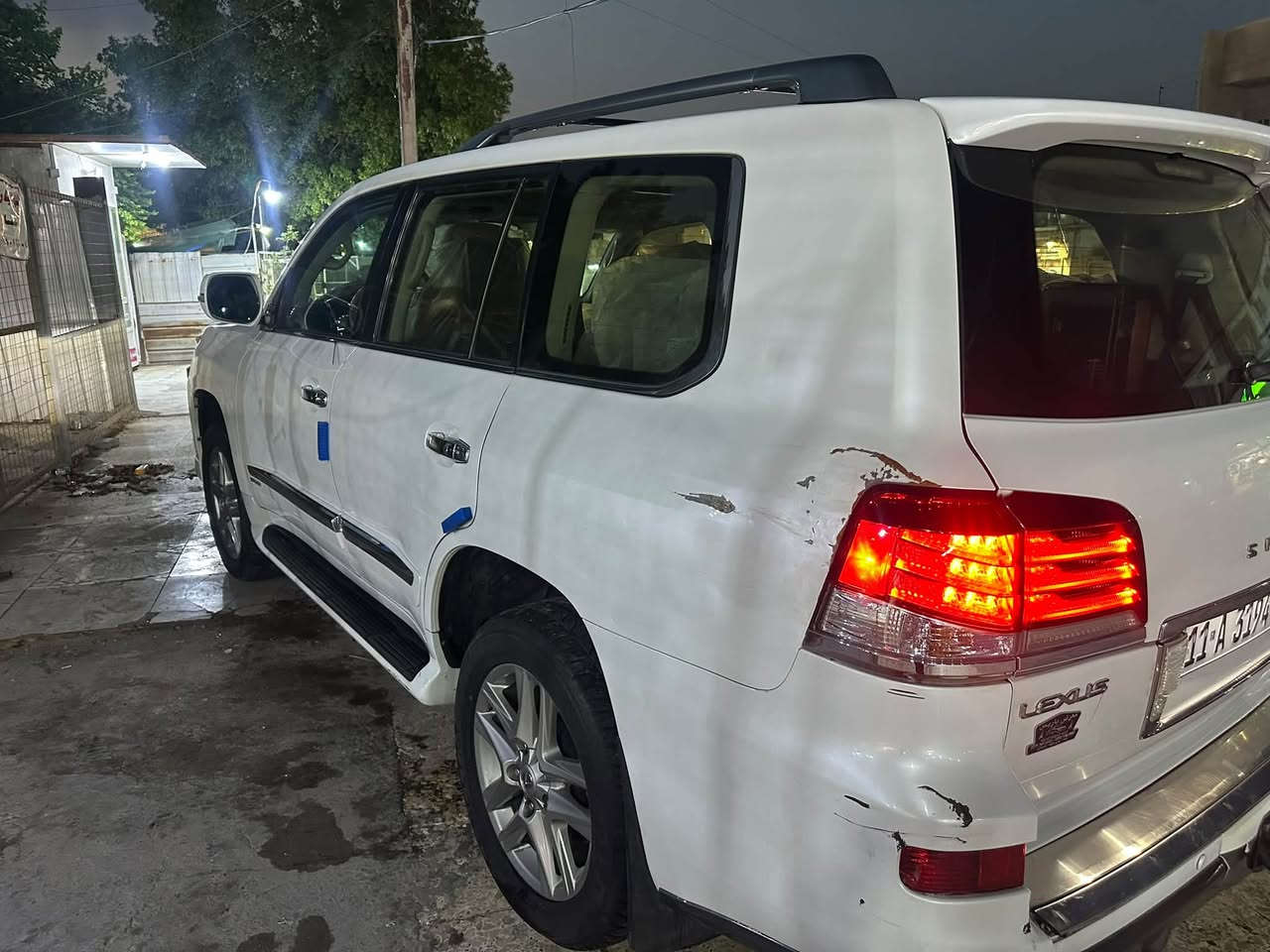 لكزس LX 570 • ٢٠١٣ • محرك V8