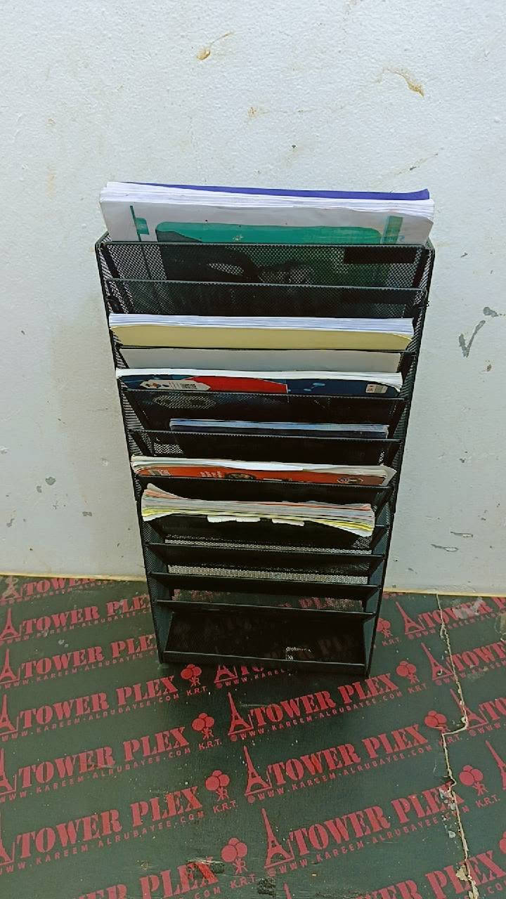 حماله حديد مال مكاتب ودراسه للكتب والدفاتر والاوراق
وتندك بالحايط هم سعره 20قفل بس شراي يتصل ***********
