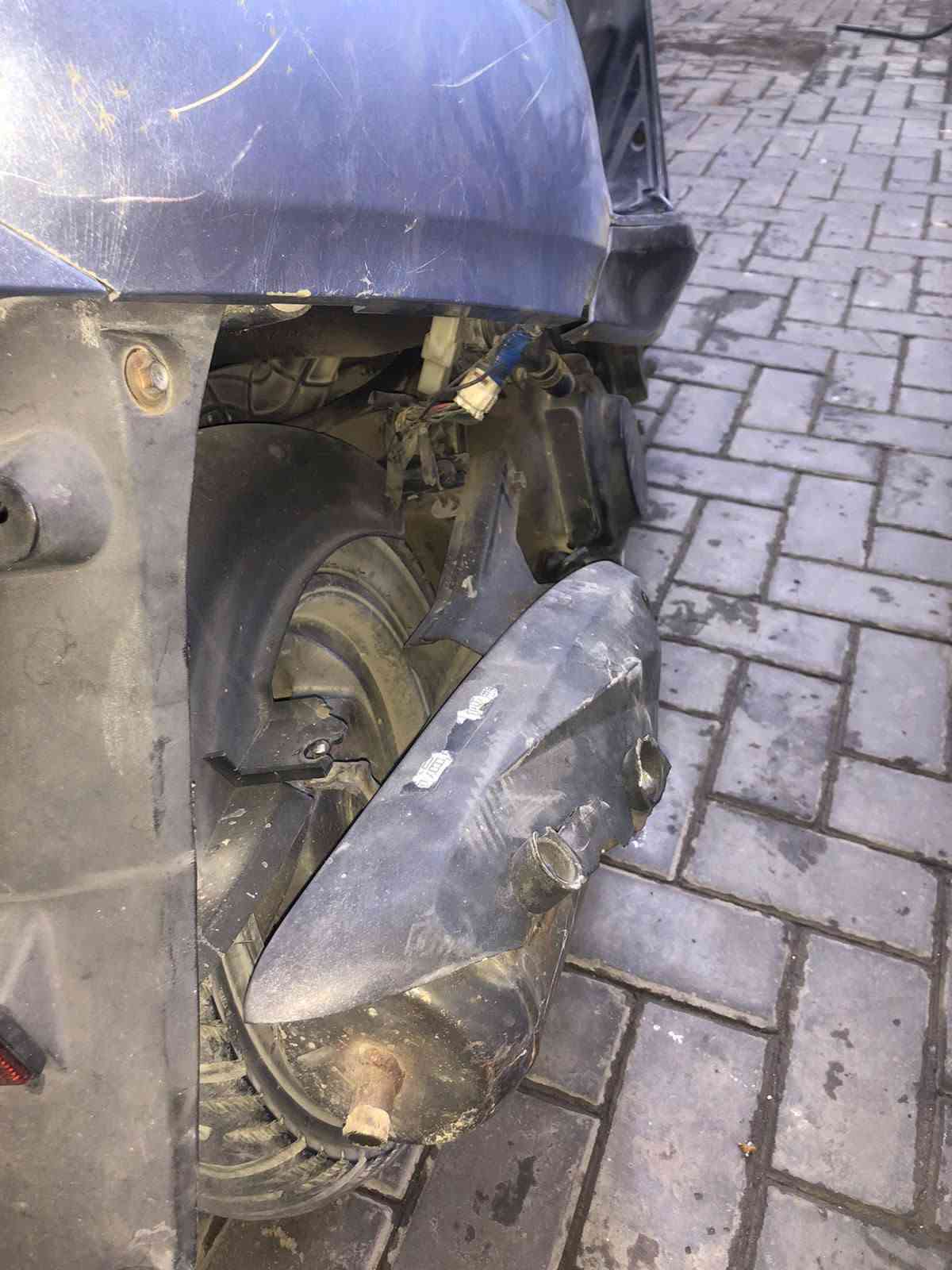 سلام عليكم دراجه بريز للبيع 📍 دراجه بلاديه ما بيها اي شي تجاري المكينه مفتوحه مره وحده ومختمه ختم واحد 💯دراجه بيها صوت كلج كلش🚧 خفيف .دراجه حلوه ونضيفه بس ما عندي مجال اغسلها .. وما نقصها اي شي بس مجرد ما احتاجه وردت أبيعها ... سعرها .400.ومكاني بغداد كفاءات أو شماعيه *********** 📞تواصل واتس فقط 🚨
