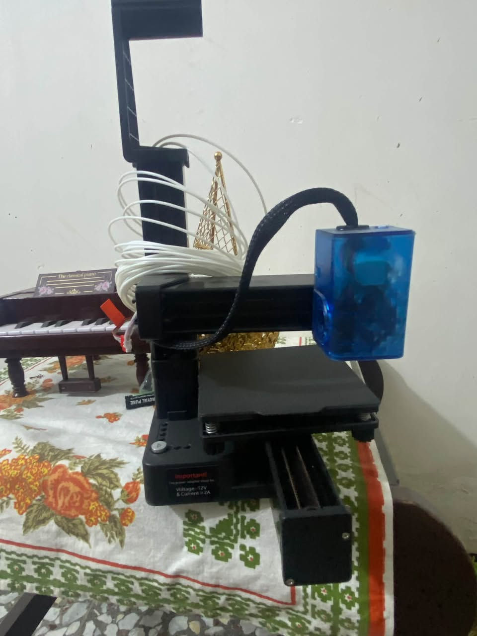 طابعة 3D كامل ملحقات
الي تفيدة يكتبلنه عليها سعر

توصيل موجود لكل المحافظات
