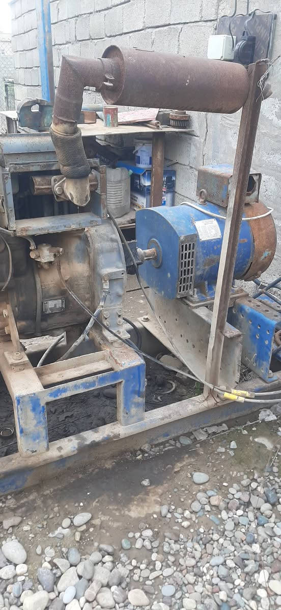للبيع
دويز 910 عربي مع رأس توليد 10KV سنكل فيز 
اتصل
***********
