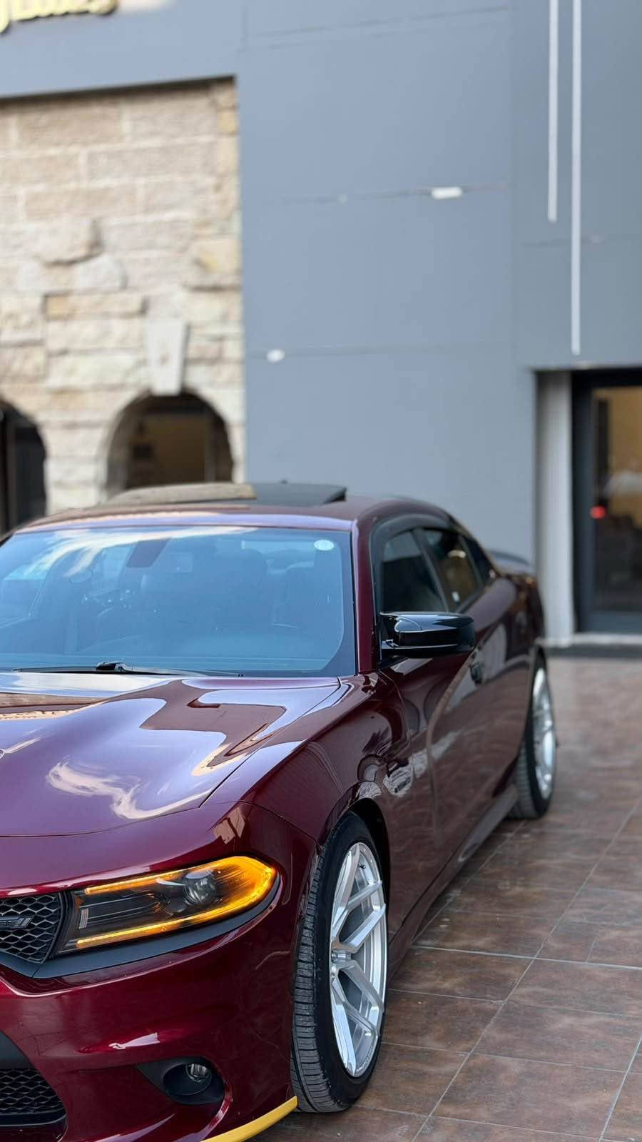 دودج جارجر • ٢٠٢٢ • V8 5700