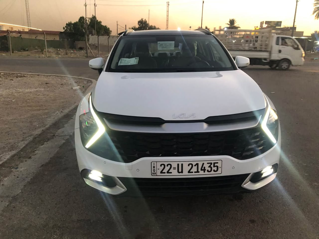 السلام عليكم سبورتج مديل 25 فول بولرامة ويل 19 كراسي كهرباء صندوك كهرباء سيارة بعدهة بحالت الزيرو ماشية 2600 مكان السيارة بغداد الاتصال *********** 
السعر 232$
