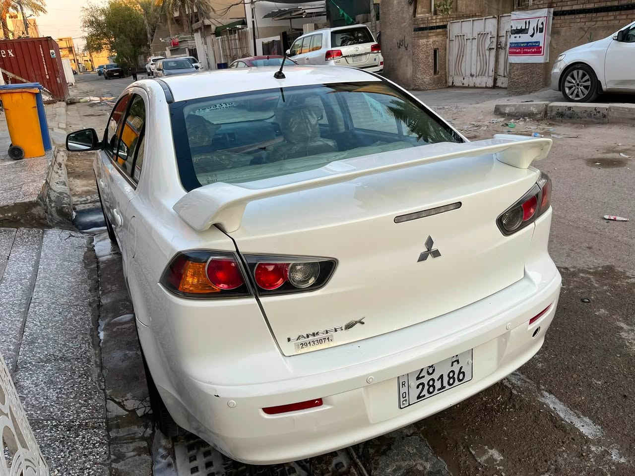 سلام عليكم لانسر قرش مديل ٢٠١٤ محرك ١٦٠٠ كير محرك تبريد خير من الله بسمي السيارة سونار بيهة مكان بغدادالسعر ٧٥ الستفسار ***********
