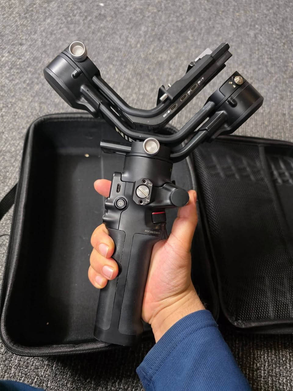 DJI RSC2 • تحمّل ٣ كيلو • حالة جيدة