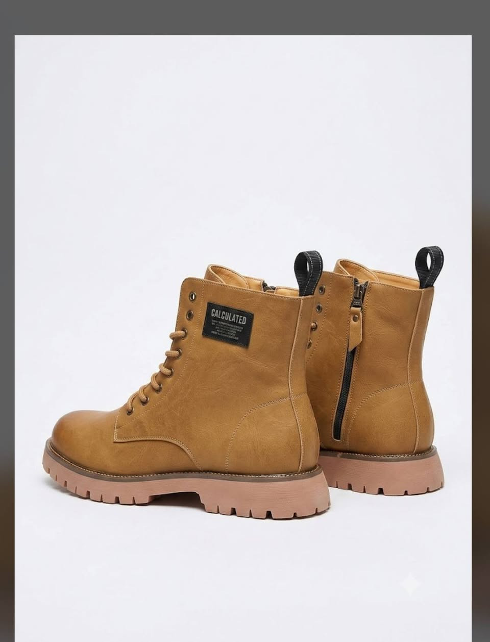 للبيع] حذاء جلد بوت رجالي (High Boots) - جديد بالعلبة
 الموقع: بغداد.
​💰 السعر: 25.000 دينار عراقي
​📲 للتواصل عبر الواتساب: ***********
