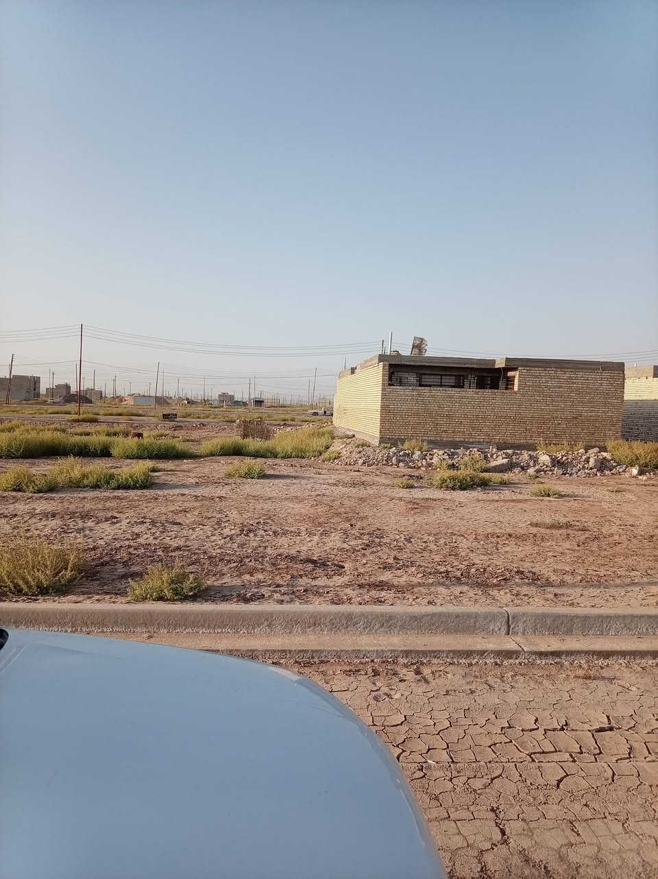 سلام عليكم قطعة أرض مساحة ١٠٠ متر بوب الشام مقابل حي الداخليه زراعي سند ٢٥ واجهة ٥ نزال ٢٠ للاستفسار الاتصال على الرقم ***********
