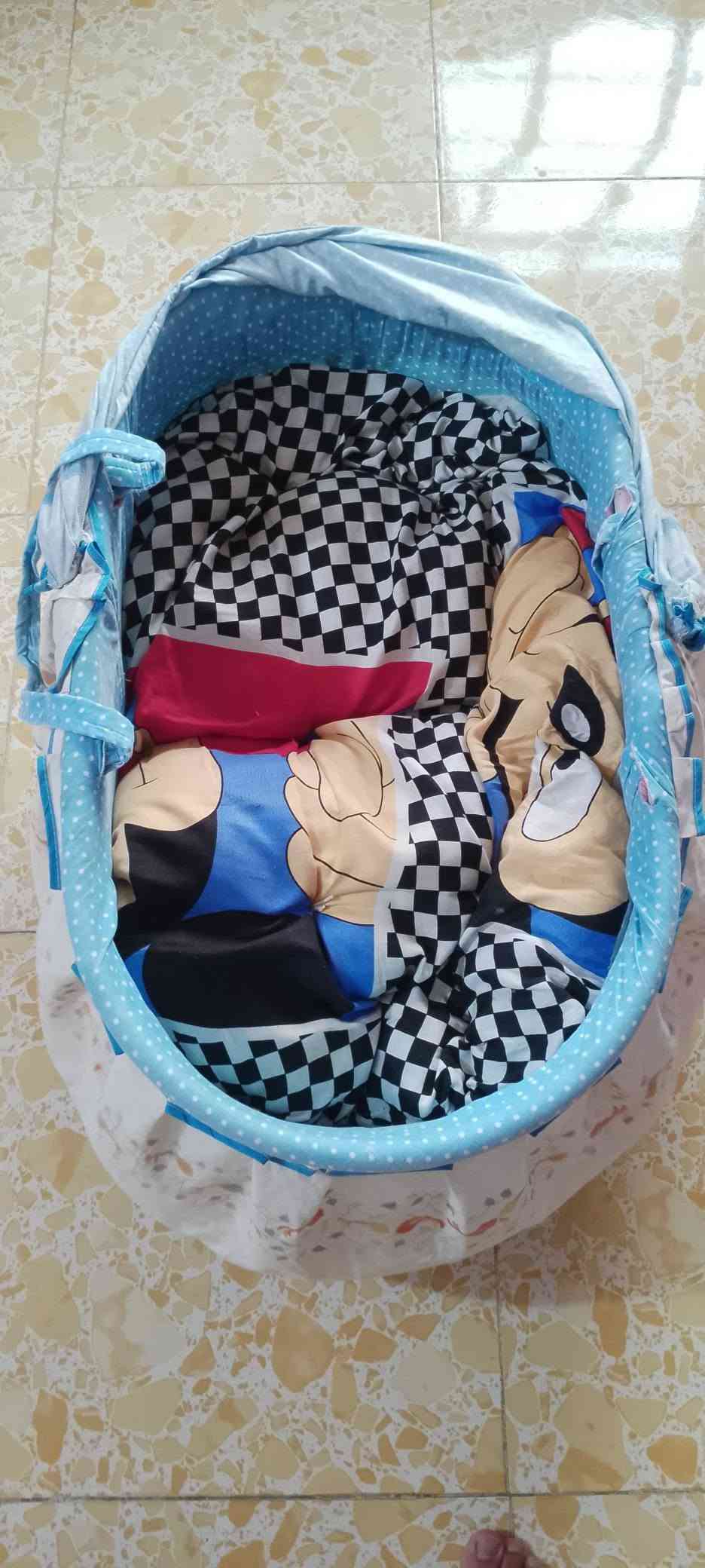 عربانة طفل • كاروك طفل • كنفيره وسط