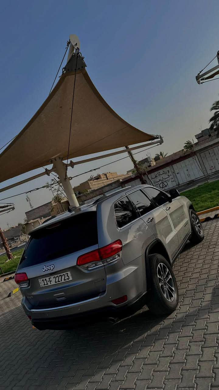 جيب شاروكي موديل 2019 وارد امريكي بيه جاملغ وبنيد تبديل وبيه جاملغ وباب صبغ مكينه سته سلندر رقم بغداد بيع او مراوس سعر 172 مجال قليل ***********
