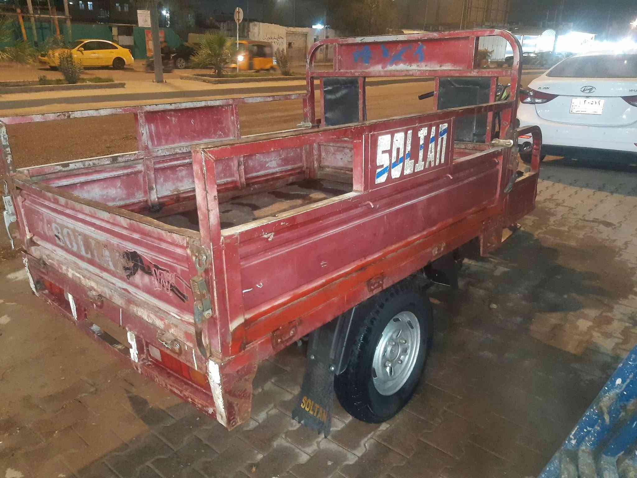 البيع مكفوله من كلشي اوراق اصولي السعر 2ونص موديل 15 تعمير كل جديد يعني شاصي والغرض كل وكاله قسم بالله مكاني العماره مسيان
