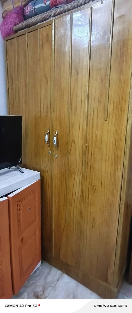 غرفه لبيع
غرفه نضيفه وكامله لبيع سعره (650) وبيها مجال لشراي أنشأ الله
