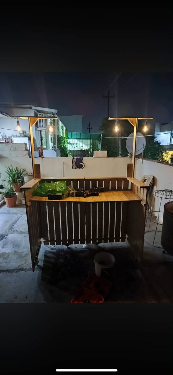 بوث طبخ • خشب روسي • مواد أولية