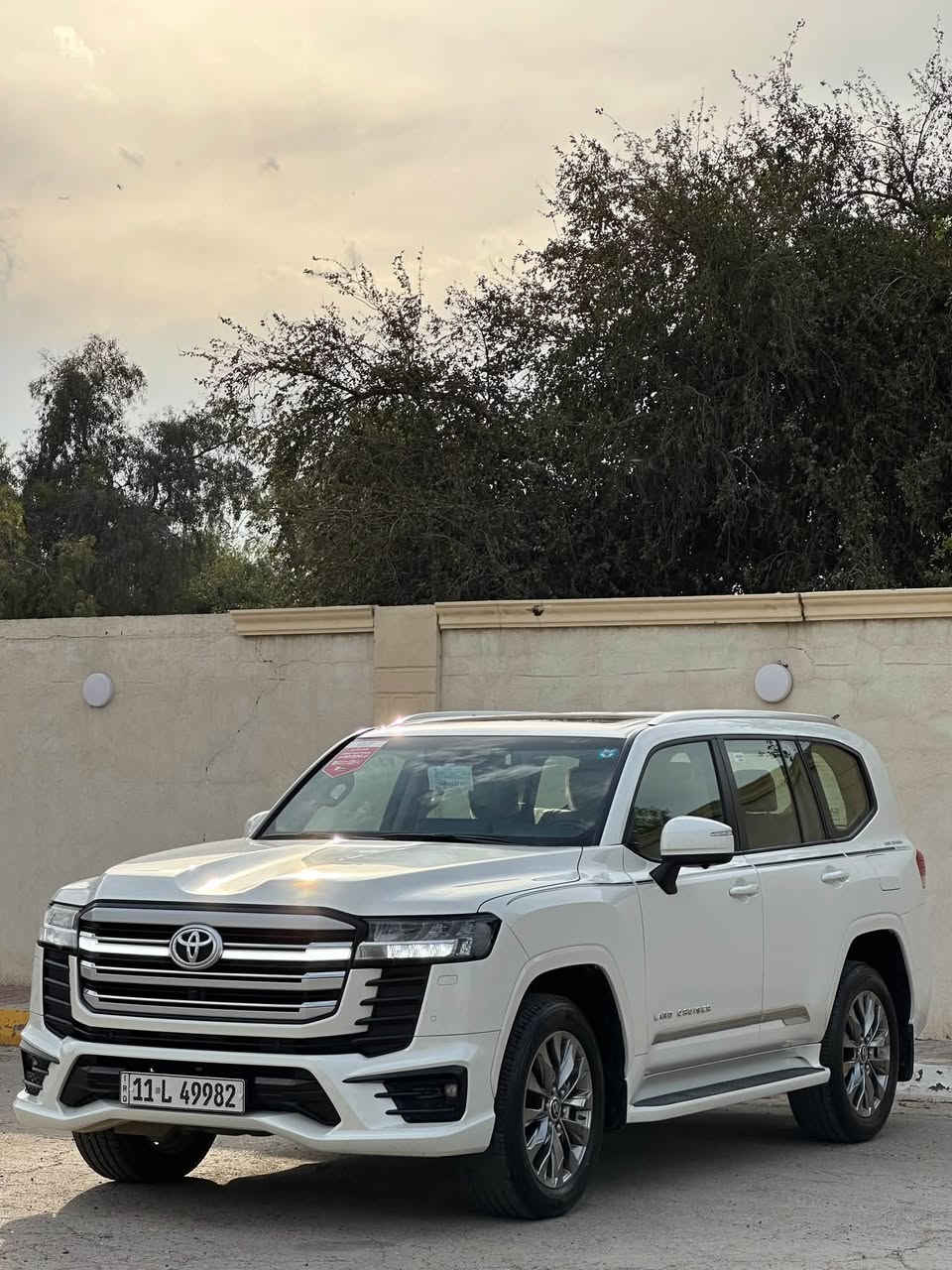 🔥 للبيع | Toyota Land Cruiser 2024 GXR 🔥
👑 هيبة اللاندكروز… عنوان للفخامة والقوة

🚘 الموديل: 2024
✨ الفئة: GXR – فول مواصفات
🇯🇵 ساز | مواصفات مميزة
📍 رقم بغداد
⚙️ محرك V6 تنفس طبيعي 4.0L
💎 سيارة راقية، مميزة، وتجمع بين الفخامة والاعتمادية.

💰 السعر: 71,000$
🔸 وبيها مجال للجادين

📞 للتواصل والاستفسار:
***********
***********

سيارة بهيبة اسمها… مو مجرد سيارة. 🖤
