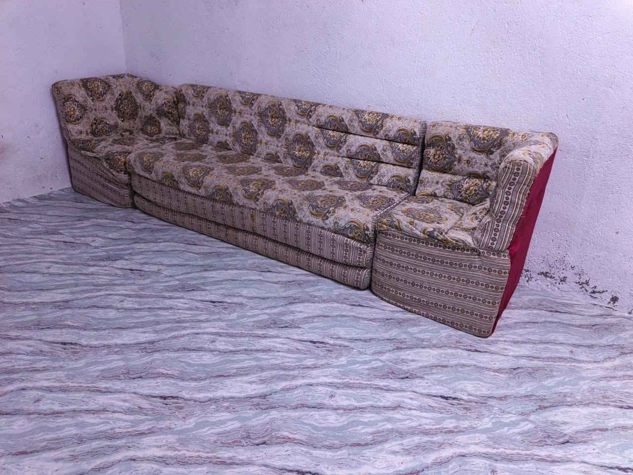 تكيات • جمعيات