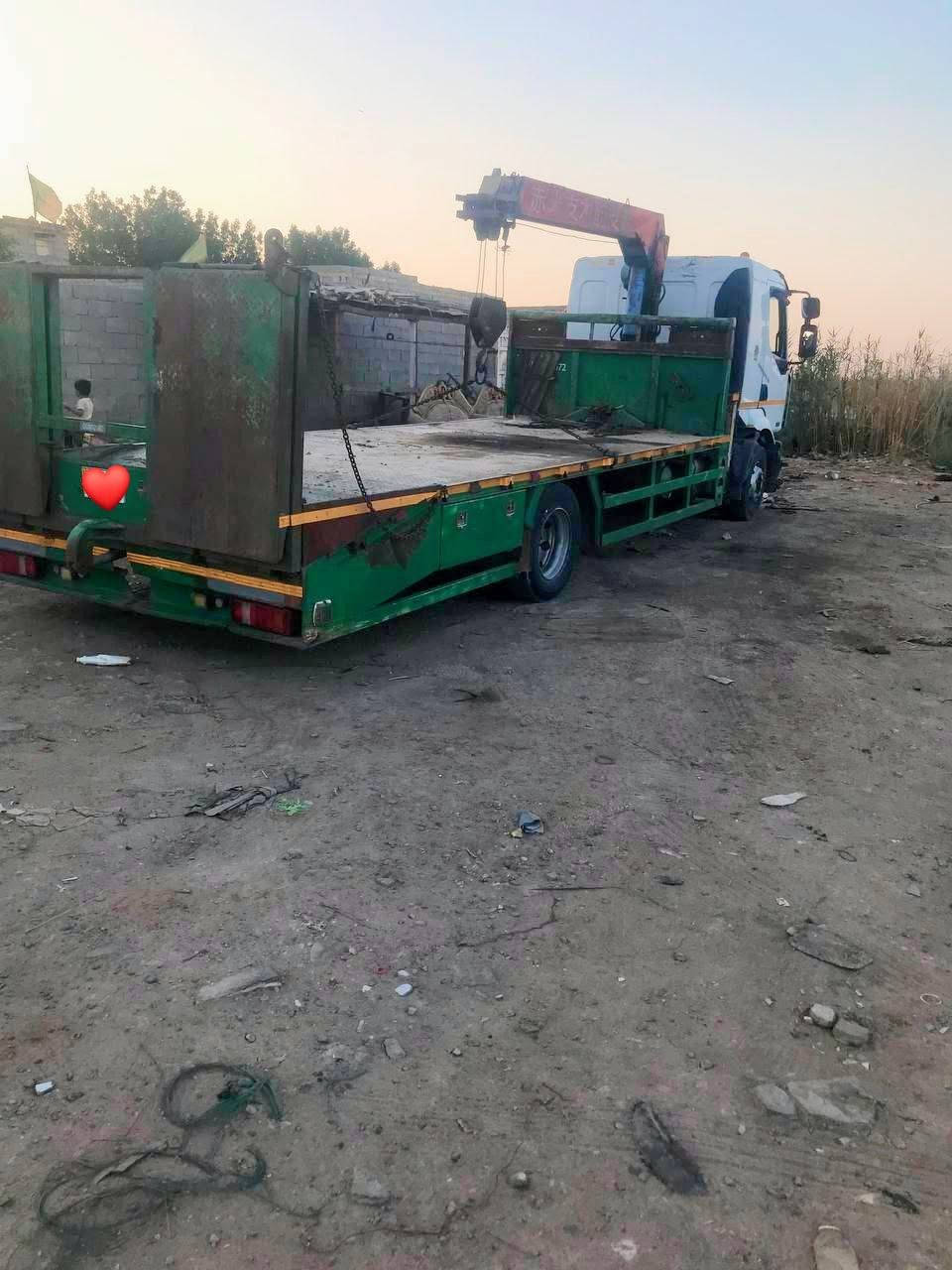 رينو كرين للبيع مديل 2003 رقم ميسان نكليزي سنويه جديدل30تحويل مباشر كرين 3 طن 2اسلايت بدي جديد سيارة حلوه وجاهزه مكينه 6  اللاستفسار الاتصال على الرقم ***********

