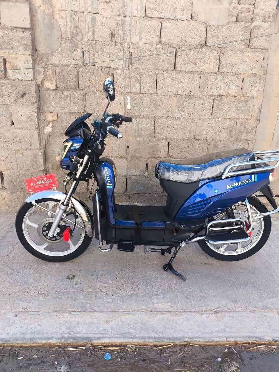 السلام عليكم //
للبيع ماطور هارلي الماسة
موديل 24 
5 بطاريات جدد باتري 
نظام سويچ + بصمة تشغيل عن بعد
بصمتين وسويجين 
كهربائيات كلها شغالة 
نشرات جانبية 
دبل اشارة / نظام الرجوع للخلف 
4 سرعات + مثبت سرعة
دبل اشارة / يمين و يسار 
أي نقص مابيه ، ماطور نظافة فول
ووين ما اتريد افحص 
السعر 475 وبيه مجال بسيط
المكان الفلوجة 
للتواصل خاص ***********
