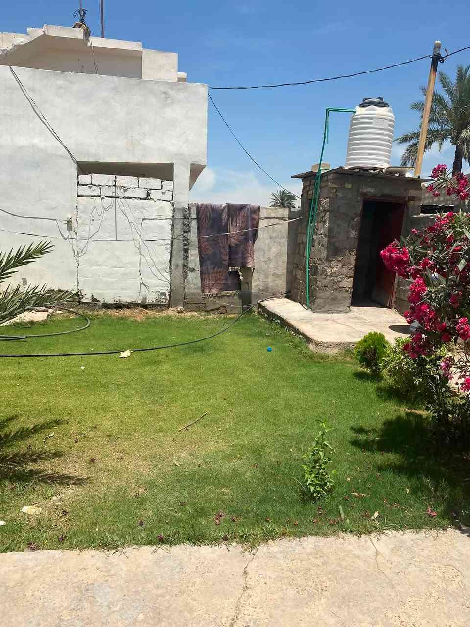 سلام عليكم بيت البيع   قرب. مدرست السالم الابتداءيه. البيت 🏠 سند ٢٥. المساحه ٢٥٠  النزال ١٠ متوفر في البيت ماء أسألة  وخط مولد وكهرباء  تحويل البيت. فتح بيان عله طابو المحمودية  تحول بسم المشتري. الاستفسار عله الأرقام ***********- ***********
