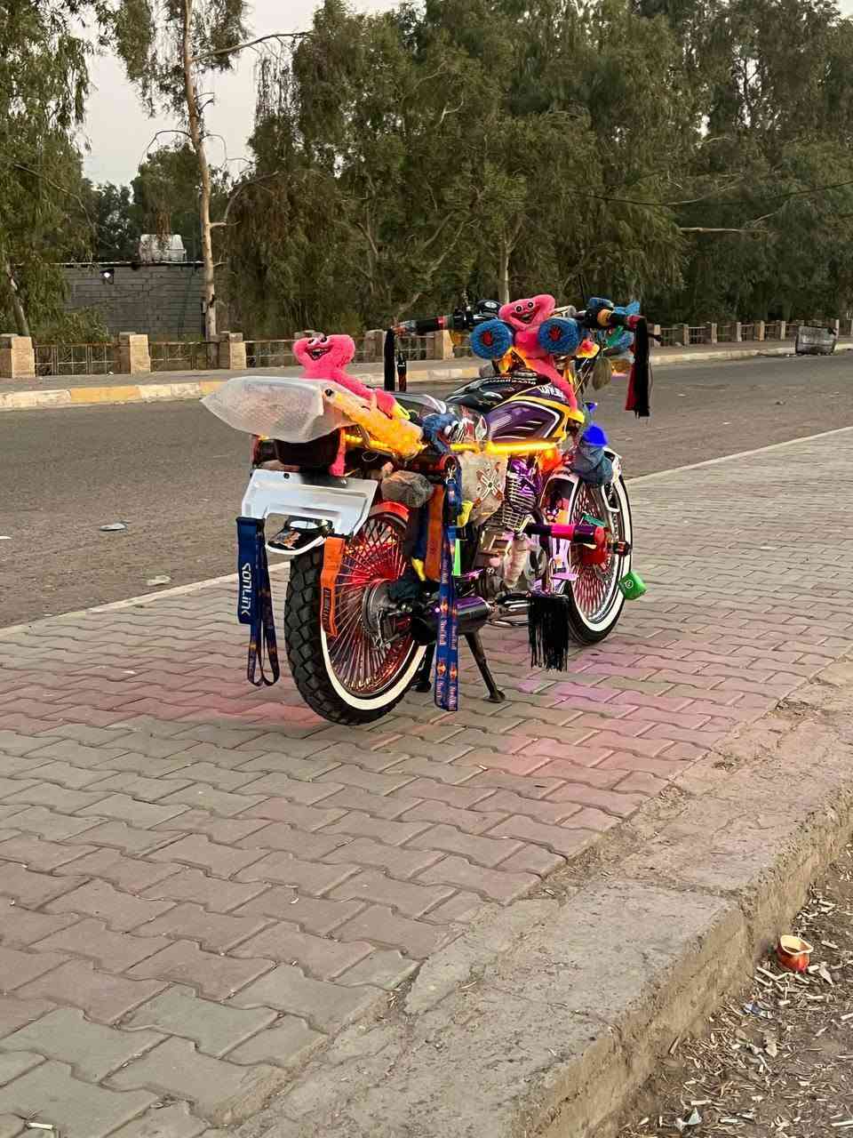 السلام عليكم
مطور تايكر مديل 25 محرك ابيض لو بنفسجي مرغوب
برغي ما مفتوح مطور معتنين بيه جنبزه نضافه تجي شوفه احلى بهواي من صور 
كلبي انته السعر   (  950  ) وحسب جيتك شوفك شوي بيه
ورجاء بس الشراي يتصل لا يضل يعامل هاذة السعر شوفت عينك متعوب عليه ومصروف هواي الرقم  ( *********** ) الشراي يتصل عل هاذة الرقم
