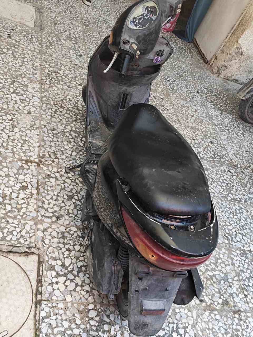 دراجه بريز للبيع سعر 300وبيهة مجال للاستفسار *********** بغداد الحبيبيه
