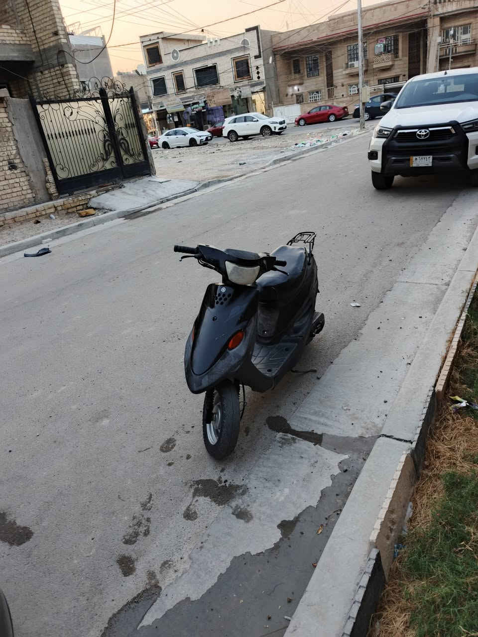 دراجه بيجي نضيفه وحلوه شلعه ومعدل محرك ما تسمع صوت خرسه دراجه مابيه نقص بس باتري باقي كله شغال قفل جنطه اليت عالي وناصي ابيض اشاير شغاله تيرات جداد بيركات امام وخلفي شغالت دراجه حلوه مكاني بغداد الغزاليه السعر ٢١٠ رقم *********** وتساب بي
