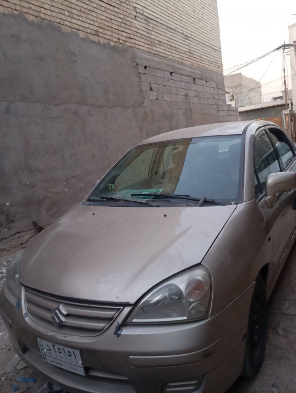 سلام عليكم ساسوكي 2005صدر جديدي بيها كازكيت بس ماخابطه كازكيت موجود بس انت شده وعوزها زوج تايرات 
السعر 38وبيها مجال 
***********
