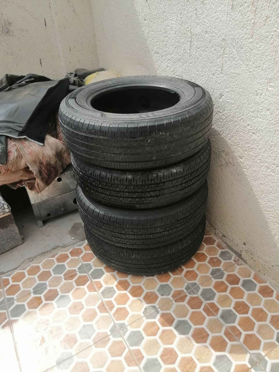 السلام عليكم تايرات نص عمر للبيع هيلو النوعيه الزينه +راديتر جديده للبيع استخدام قليل اسعارهن مناسبات السعر والاستفسار خاص او اتصل *********** مكان ناصريه ناحية الفضليه @إشارة
