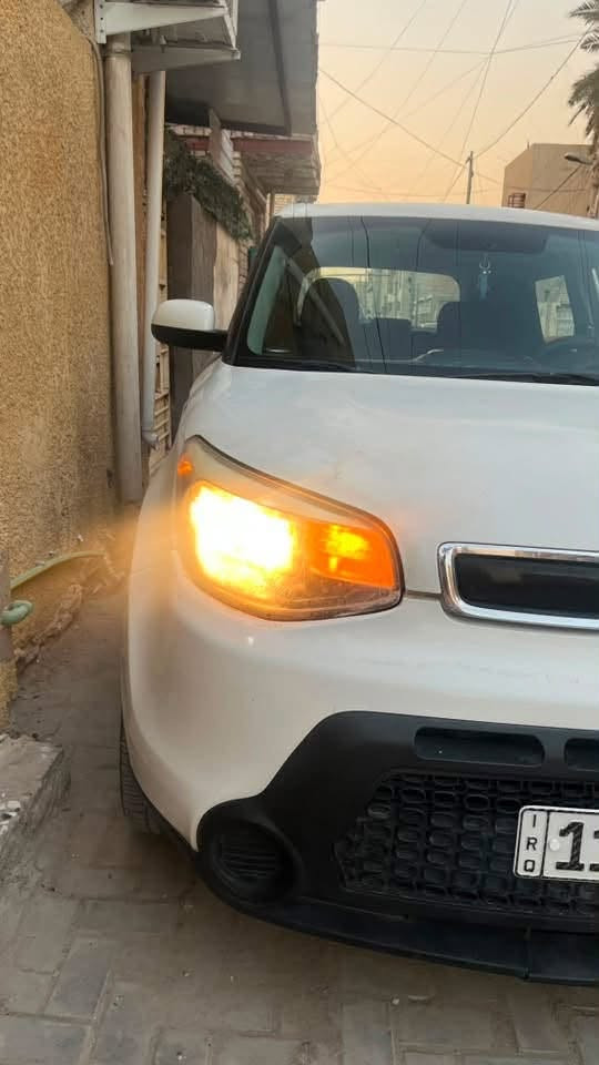 كيا صول موديل ٢٠١٥
🔹 محرك GDI محرك الفين2000
محرك و كير مكفولات و بحالة ممتازة
🔹 الممشى: 98 ألف مايل
🔹 شاشة كبيرة + كاميرا خلفية
🔹  سماعات Infinity ست سماعات 
6 Airbags 🔹
🔹 تايرات جديدة
🔹 صدر جديد
🔹 بطارية جديدة
🔹 تبريد شغال و ممتاز 

السعر: ٩٥ ورقة وبيها مجال
السيارة بغداد و باسمي تحويل ثاني يوم 
رقم الهاتف: ***********
للتواصل واتس اب فقط
