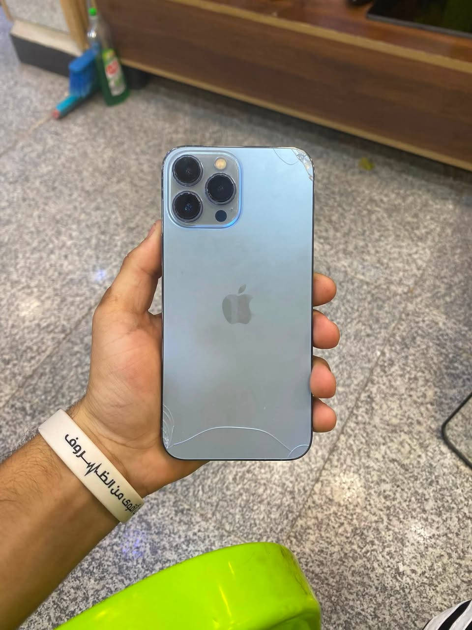 13pro max
بي فطور بلضهر ضايعه بلكفر
جهاز وتر برو ممفتوح بلادي
ذاكره 512
بطاريه 62
سعر 550 بي مجال قليل كلش
مكاني بغداد الدوره ميكانيك 
رقم *********** واتساب فقط
