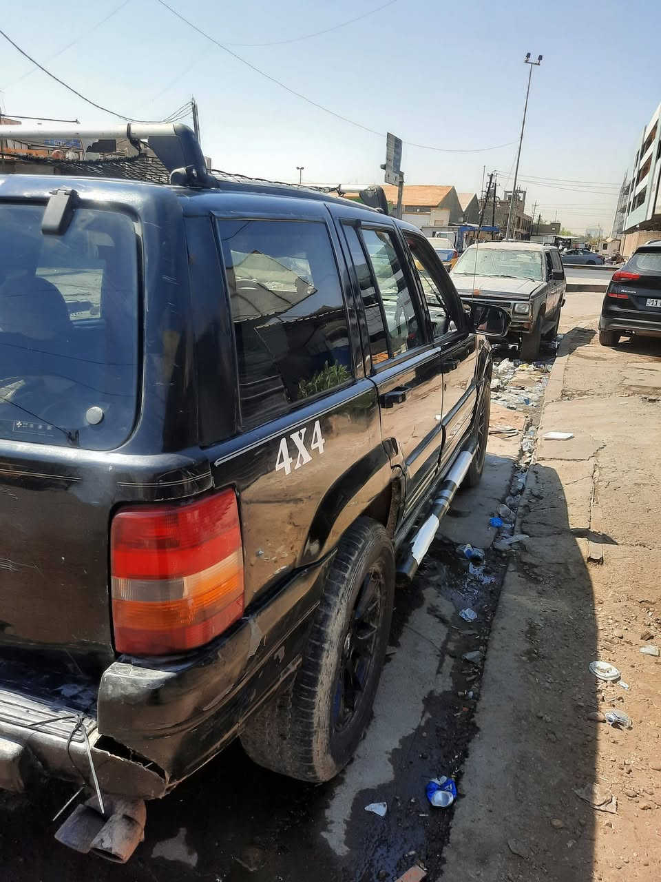 من رخصة مدير الكروب.. سيارة جيب شيروكي موديل ٩٧ رقم بغداد انكليزي باسمي.. تحويل ثاني يوم، محور بطة ٣٠٠٠ ابو الديكو، بدون تبريد..سيارة جاهزة جعمقة، صدر، كهربائياتها كلها شغالة.. السعر ٤٥ وبيها مجال...
للاتصال والاستفسار
***********
يوجد واتساب.
