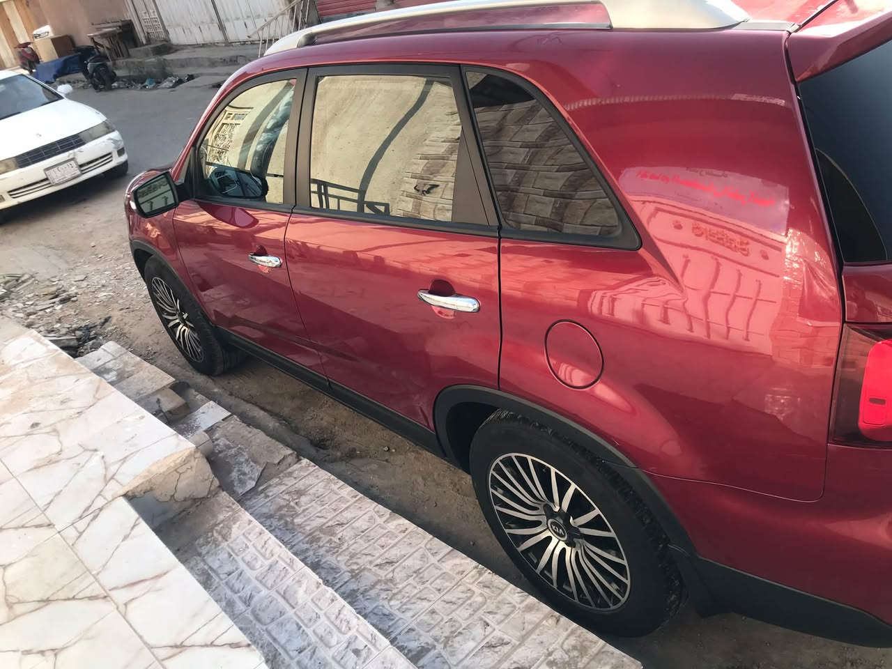 سورنتو موديل 2015 رقم بغداد بسمي وارد امريكي بيها تبديل بنيد فقط والباقي مكفول ليبل واحد السياره محرك 2400 / سبعة راكب تبريد ٣ قطع جاهزه مكينه كير حداديه تبريد تخم تاير مابيه نقص السعر 125 وبيها مجال ***********

نص مكتوب في الصور:
- 000-15842896 - 09/04/2015 INSURANCE AUTO AUCTIONS, INC. (C) - IAAI.COM
- 000-15842896 - 09/04/2015 INSURANCE AUTO AUCTIONS, INC. - - IAAI.COM