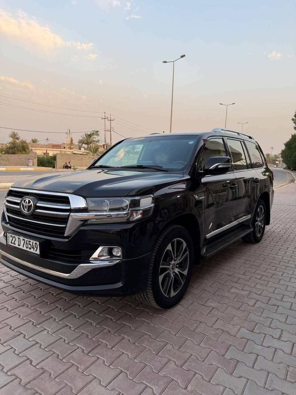 سلام عليكم 
تويوتا لاندكروز 2020 كراند تورنك
رقم اربيل جديد 
تريد تحويل او وكاله 
فول موصفات GXR 
6 سلندر 
مكفوله كفاله عاامه 
ماشيه 104 حقيقي 
العنوان واسط قضاء الزبيدية 
***********
