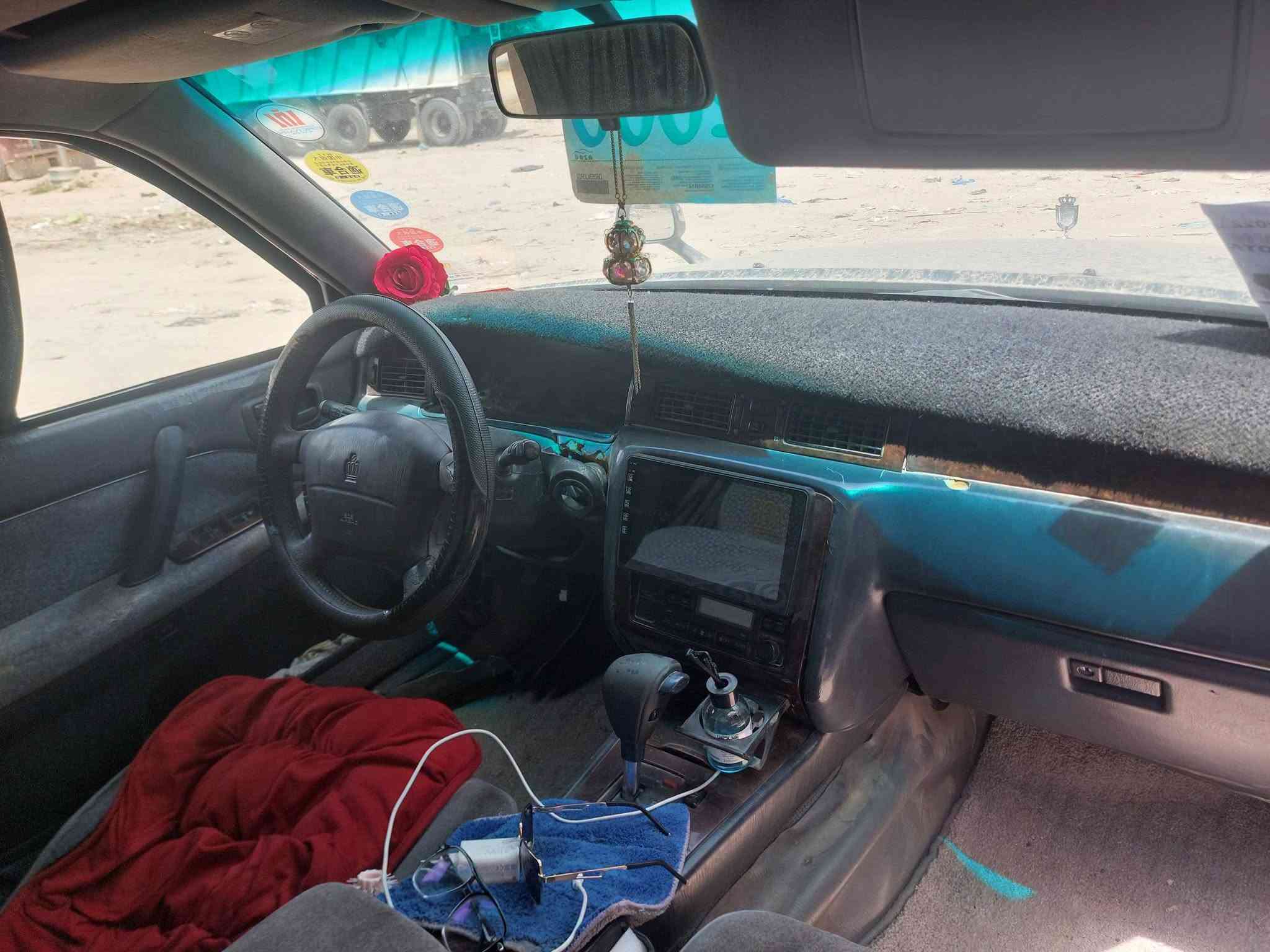 راس الثور تكم ،موديل 2000 ،انبار انكليزي 
مكفوله من ،كصه ونقل ورسميات وضربه،
هزه جديده ،حداديه ،تخم تاير ،كهربائيات 
،باتري جديد، تبريد عالسويج ،غرفه تخبل ،
السياره مال جناي ،كير ومحرك شرط ،
المحرك 3000 فيشتين ،خمس دكم كهربائي ،
منظومة زنون + بردات فره تعتيم 100% 
 تور كشنات اصلي جديد 
التحويل شرط ثاني يوم بالنجف 
سنويه نهايت ال 2029
السعر 105 $  ***********
