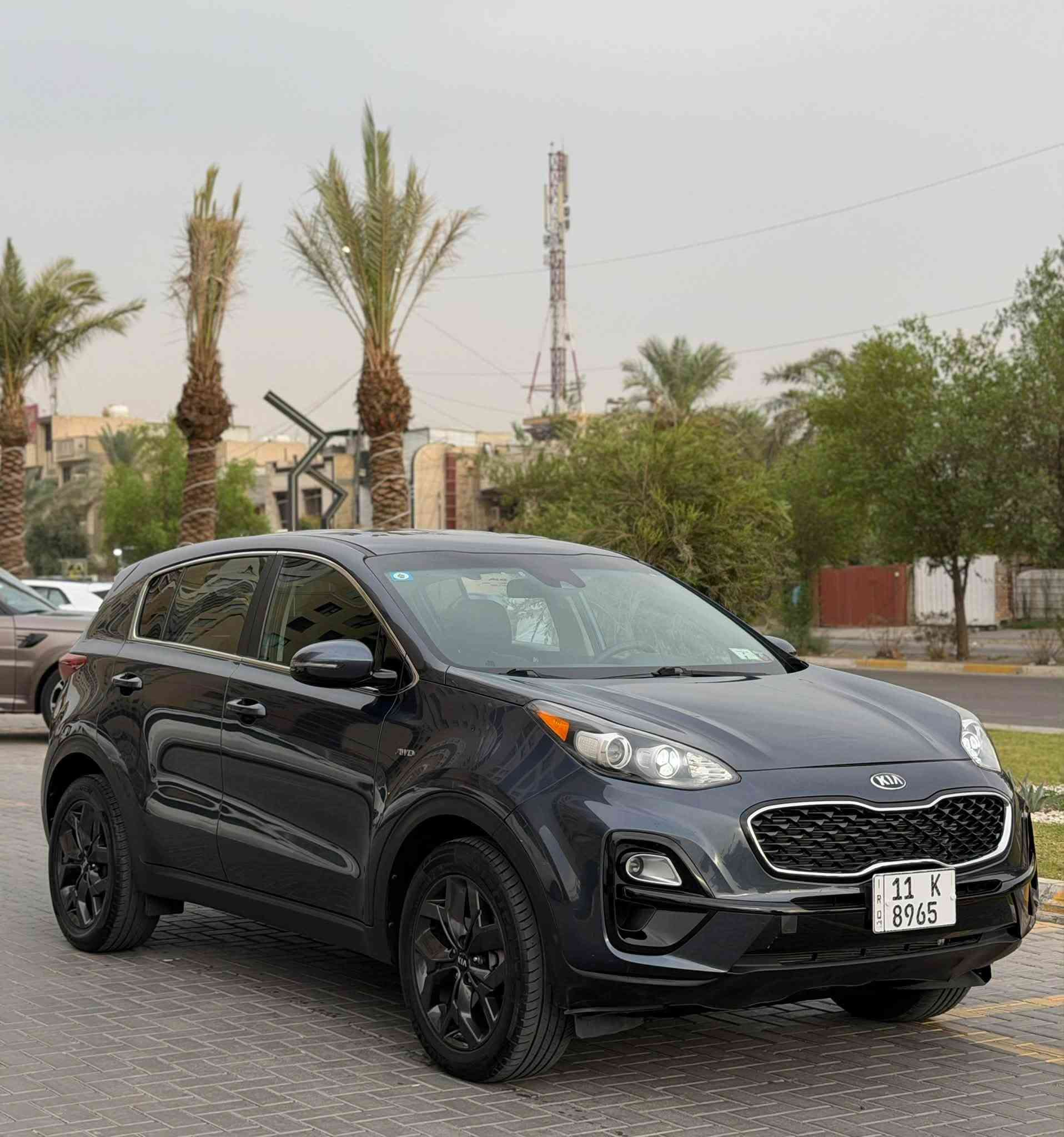 السلام عليكم كيا سبورتج 2022 وارد امريكي ماشية 60 ألف km

السعر 🛑158 وبيها مجال بسيط 

السيارة كلين تايتل بدون حادث 
صور الحادث بالمنشور مرفوقه

رقم بغداد( مميز ) بأسمي تحويل ثاني يوم 

بصمات ثنين 2

المواصفات
رادارت امامي خلفي 

 
محرك 2400 مكفول وكير مكفول  
فور ويل AWD
كير تيبترونك شفتات ستيرن 
مري شفط 
٣ انظمة قيادة 
ستيرن تدفئة
دخول ذكي بدون مفتاح
نقطة عمياء 
نظام منحدرات 
تدفئة وتبريد كشنات 
كشنات كهرباء 
شاشة جبيرة 
ابل كار بلي 
تبريد بيانو 
مثبت سرعة 
ويل ٢٠ بلاك 
اشاير وترحيب لد بالمري
صندوق كهربائي 
حساسات امامي خلفي 
وباقي المواصفات

السيارة جديدة كلوب مامشتغل بالدشبول 

مكان السيارة بغداد حي الجهاد قرب مجمع النسيم 

للأتصال ***********
