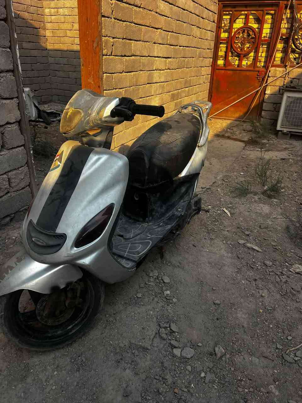 لكزز سرعة ١٢٠ كطعت وطفت وتركتها  سعر ١٥٠ الف رقم ***********

