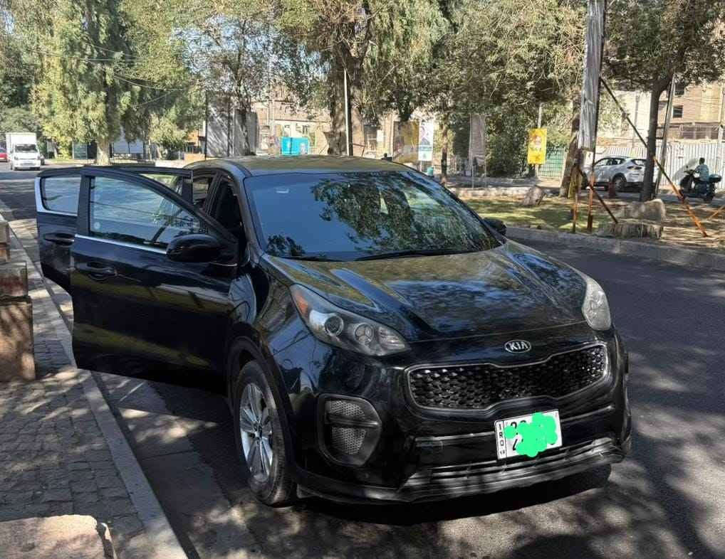 كيا سبورتج  ٢٥٠٠  موديل ٢٠١٧ حادث جاملغ امامي و نصف بنيد للبيع مكاني الكراده للاستفسار ***********  السعر ١٤٠ بغداد, العراق
