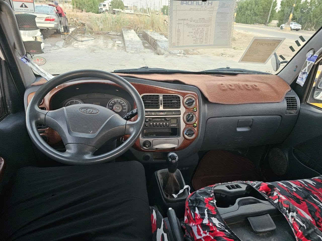 السلا عليكم
كيه حمل 2018 مسكر 🌹
دخول جديد  مشي كوريا فقط 
بيها رقم وسنويه شمالي الجديد 
وكاله باسم المشتري ام الصوره والباركود ✔️
حصه كاز بكل المحطات وين مايعجبك ✔️
تخم تاير جديد وحداده جديده 
تبريد ثلج وي السويج  كير محرك كفاله  
محرك 3000 سبلاين مسكر كفاله من الصبغ والضربه ✔️
جديده معنى الكلمه  بدي زيرو زيرو ✔️
السعر 65 وبيه مجال للشراي✔️
العنوان ذي قار قضاء النصر 
الاتصال‏‪ ***********
