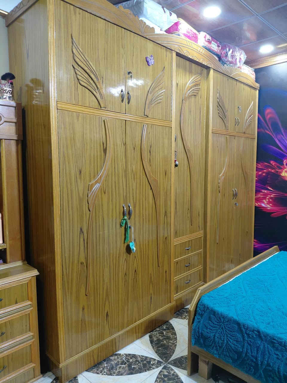 غرفة نوم • أثاث