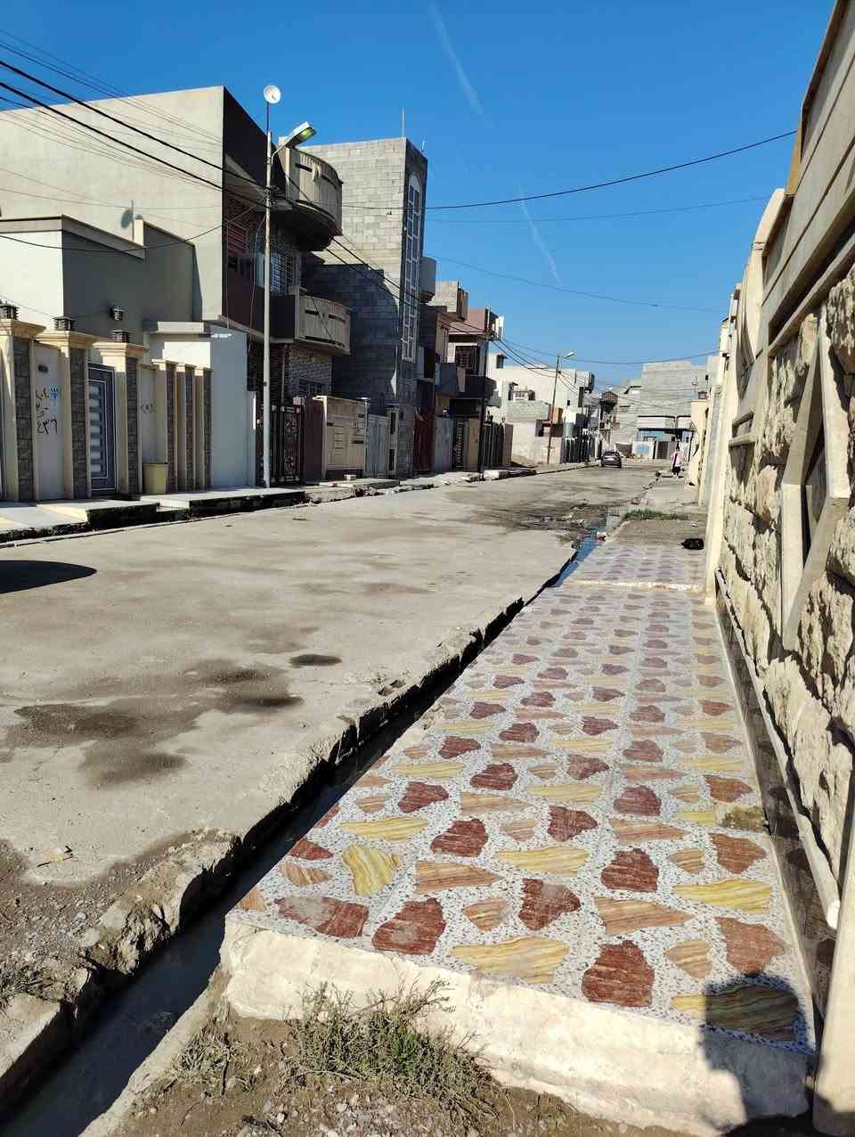 السلام عليكم من رخصة الادمن
أرض للبيع في زيونة قرب حي سومر جمعية الرعاية الاجتماعية كارت بلدية بيها منطقة مسكونة كما موضح بل الصورة جبهة 5_20 نزال منطقة هادئة للاستفسار الاتصال
***********
***********

