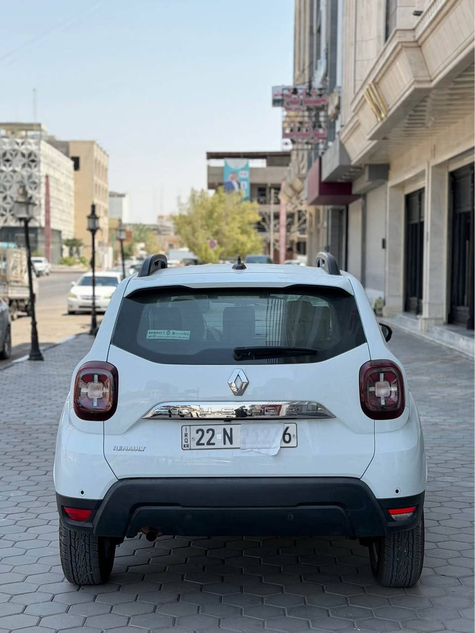 السلام عليكم مكلف بنشر 
رينو داستر موديل 2025 
رقم اربيل تريد وكاله او تحويل 
ماشيه 4,500 km كفاله من الصدعه
مكان السياره البصره التنومه 
السعر 21 مليون وبيه مجال 
رقم صاحب السياره 
*********** البصرة, العراق
